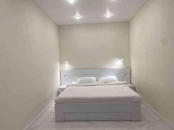 Продаж Квартира 1-кімнатна, 4/27 поверх на Вишняківська, 4 Kiev