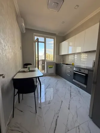 Продажа 2к Квартира 67 кв.м 5 Жемчужина Одесса