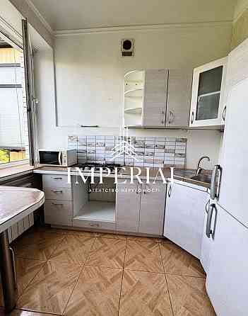 Оренда Квартира 3-кімнатна, 3/6 поверх на вул. Прорізна Kiev