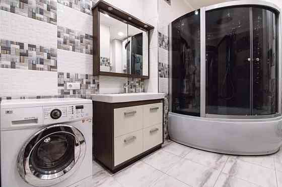 Продаж Квартира 3-кімнатна, 6/9 поверх на Педагогическая ул. Одесса