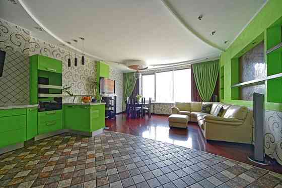 Оренда Квартира 3-кімнатна, 3/22 поверх на Генуэзская ул., 5 Одеса