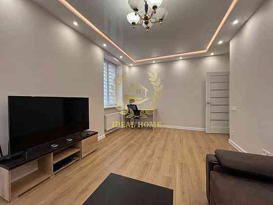 Продаж Квартира 2-кімнатна на Мартынова ул., 18 