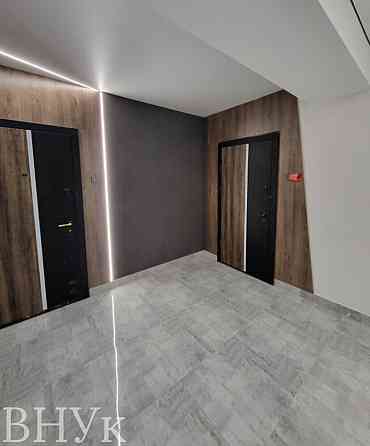 Продаж Квартира 2-кімнатна, 1/9 поверх на Тлехаса Ужгород