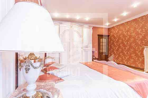 Оренда Квартира 3-кімнатна, 12/25 поверх на вул. Лесі Українки Kiev