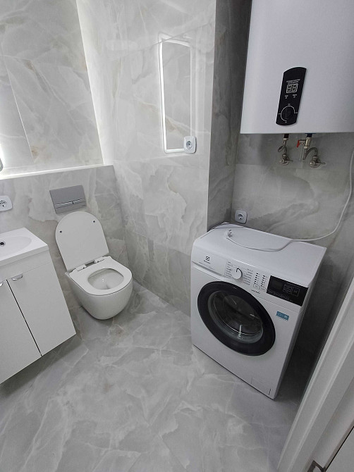 Продаж Квартира 1-кімнатна, 14/25 поверх на Приміська вул., д. 26 Київ - фото 2