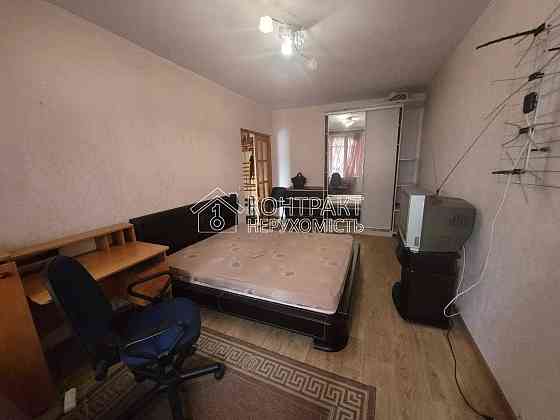 Продаж Квартира 1-кімнатна, 12/12 поверх на вул. Салтівське Kharkiv