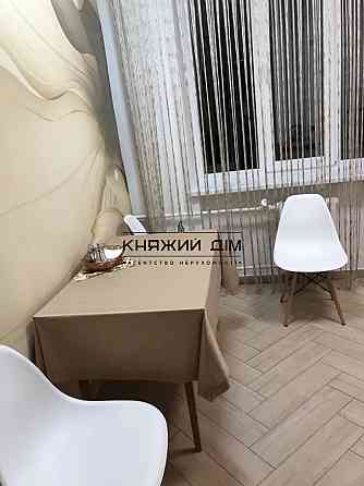 Оренда Квартира 2-кімнатна, 3/5 поверх на вул. Щорса ул./Євгена Коновальця Київ