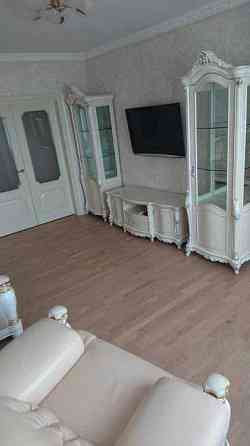 Оренда Квартира 3-кімнатна, 22/24 поверх на пр. Победы, 121б Київ