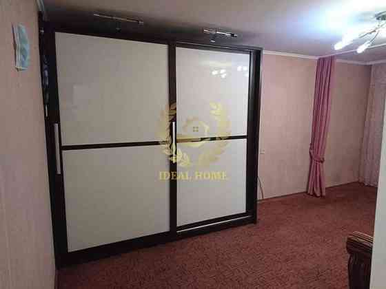 Продам гостинку Київ, Азербайджанська вул. Київ