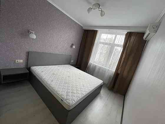 Оренда Квартира 2-кімнатна, 18/26 поверх на А. Ахматової, 22 Київ