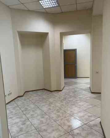 Продаж торгове приміщення на Большая Арнаутская ул., 40 поверх - 1/2 Одесса