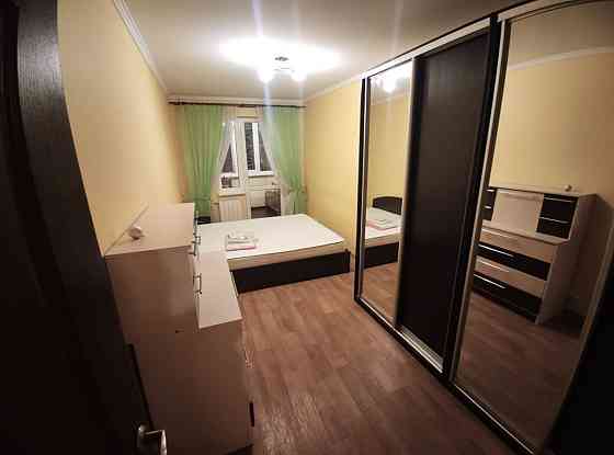 Оренда Квартира 3-кімнатна, 2/9 поверх на Березняковская ул., 38 а Kiev