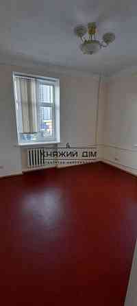 Оренда офісне приміщення на вул. Чернігівська поверх - 4/4 Kiev