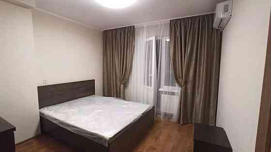 Оренда Квартира 2-кімнатна, 13/25 поверх на ул. Николая Хвылевого Kiev