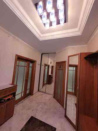 Оренда Квартира 2-кімнатна, 6/22 поверх на ул. Белорусская, 3 Киев