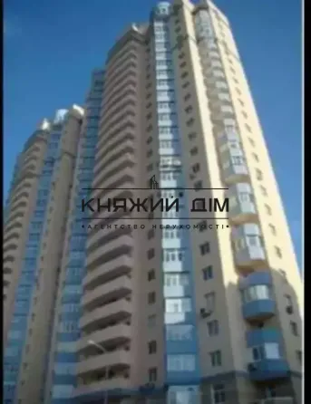 Оренда Квартира 2-кімнатна, 13/25 поверх на вул. Курская ул./Генерала Генадія Воробйова Киев