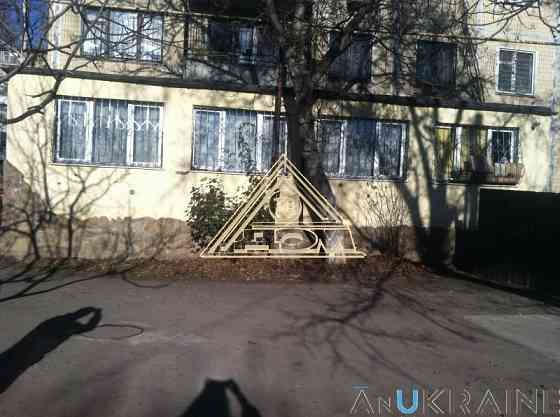 Продам 4-комнатную квартиру на Маршала Жукова Одеса