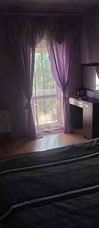 Продаж Будинок 5-кімнатний 