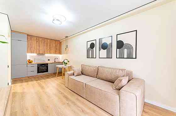 Продаж Квартира 1-кімнатна, 12/21 поверх на Максимовича Михайла вул., д. 24 Kiev