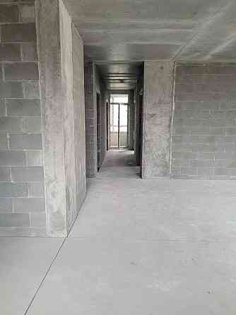 Продаж 3к Квартира 124.6 кв.м Салютна вул. Kiev