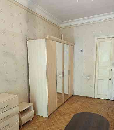 Продаж Квартира 2-кімнатна, 3/3 поверх на Жуковского улица, 40 Одеса