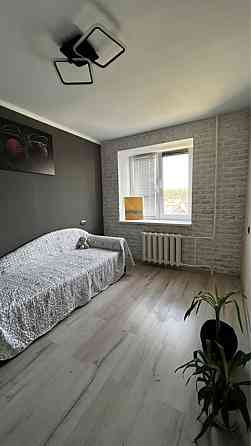 Оренда Квартира 3-кімнатна, 5/5 поверх на Харченко Евгения ул. (Дарницкий) (Ленина), 65 Kiev