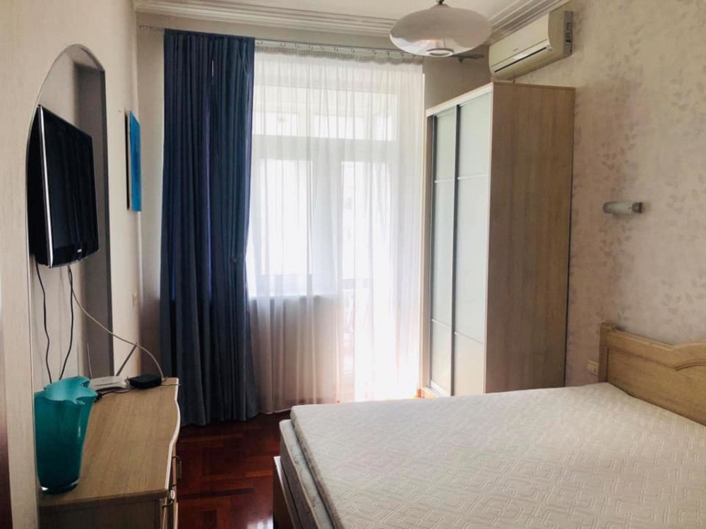 Оренда Квартира 2-кімнатна, 5/5 поверх на Олеся Гончара ул. Київ - фото 3