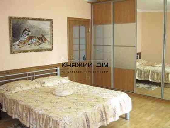 Оренда Квартира 3-кімнатна, 2/23 поверх на Ахматовой Анны ул. Киев