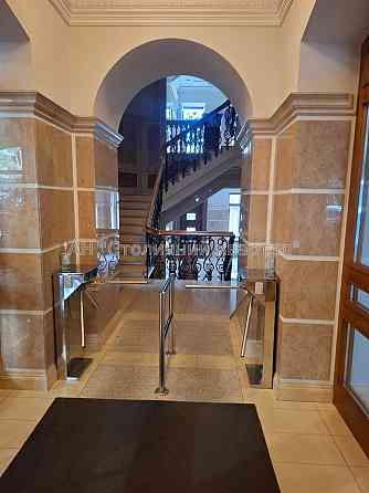 Оренда Будинок 9-кімнатний на Велика Васильківська вул., 15/2 Київ