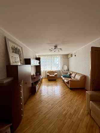 Продаж Квартира 3-кімнатна, 8/12 поверх на Юрія Іллєнка вул., д. 63 Kiev