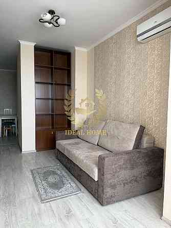 Продається 2 кімнатна квартира Оболонь Пріорка Київ