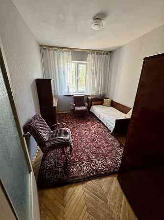 Оренда Квартира 2-кімнатна, 2/9 поверх на Проспект Правди, 4 Kiev