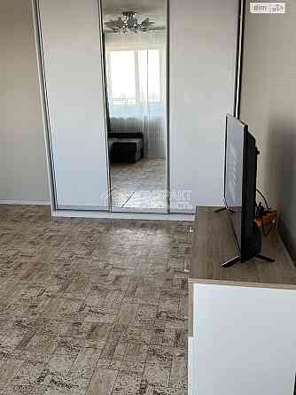 Продаж Квартира 1-кімнатна, 16/16 поверх на вул. Болградська Харків