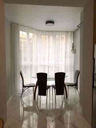 Оренда Квартира 2-кімнатна, 5/5 поверх на Яблунева, 15 