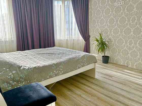 Большая, стильная 3-комнатная квартира с современным ремонтом и мебелью. Limanka