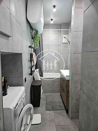 Продаж Квартира 3-кімнатна, 2/3 поверх на Вітовського вул., 5А Львов