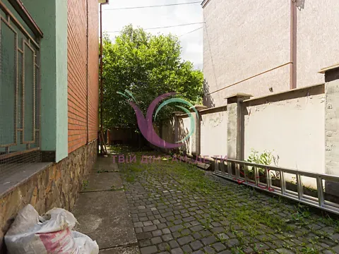 Продаж 3-поверховий   468.1 кв.м 7+ кімн. на Братів Дужих (Комарова) вулиця 35А Львів - фото 9