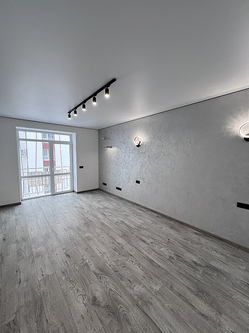 Продаж Квартира 2-кімнатна, 5/9 поверх на Полуботка  - фото 2