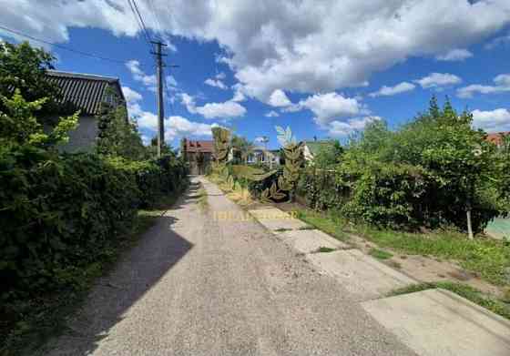 Продаж Будинок 3-кімнатний на Луговая ул. Киев