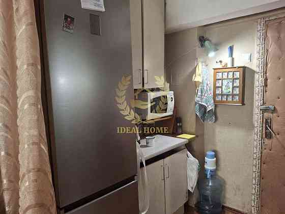 Продаж великої кімнати з ремонтом біля метро Чернігівська Kiev