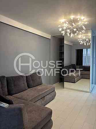 Оренда Квартира 2-кімнатна, 6/9 поверх на Велика Васильківська вул., 145/1 Kiev