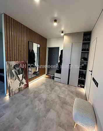 Продаж Будинок 1-кімнатний на Стуса Василя вул., 7Б Kiev