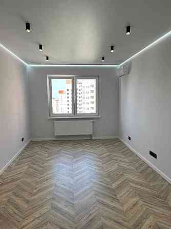 Продаж Квартира 3-кімнатна, 22/25 поверх на Самійла Кішки вул., д. 5-Б Київ