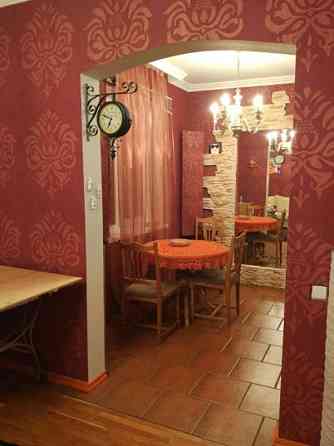 Оренда Квартира 3-кімнатна, 3/10 поверх на ул. Ларисы Руденко, 7 Київ