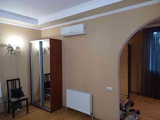 Продам 2-х комнатную квартиру с ремонтом в самом центре Одессы Одеса