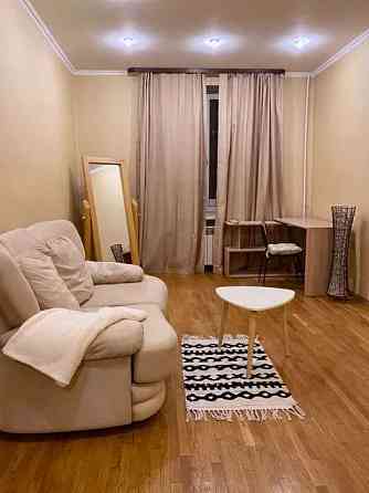 Оренда Квартира 2-кімнатна, 3/5 поверх на Стрийська Kiev