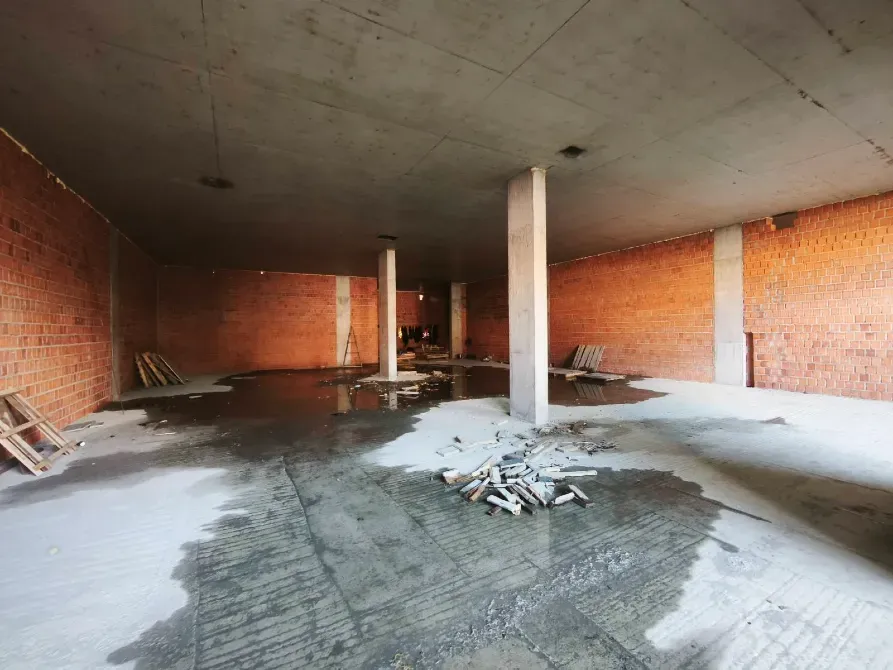 Продажа Помещение в жилом доме площадь 220 кв.м 1-й этаж на Собранецька 115А Ужгород - изображение 11