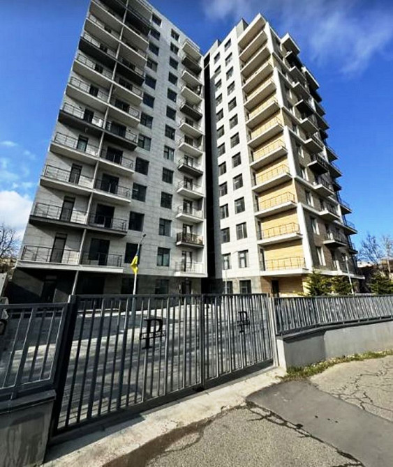 Двухкомнатная квартира  ЖК Platinum Residence на 10-й станции Большого Фонтана Одеса - фото 1