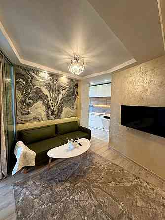 Продаж Квартира 2-кімнатна, 27/27 поверх на Валерія Лобановського вул., д. 4-Г Київ