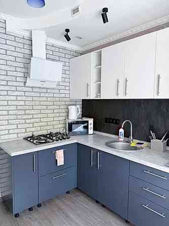 Оренда Квартира 2-кімнатна, 2/10 поверх на Драгоманова, 11 Київ